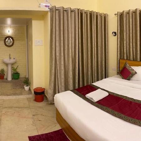 Shankar Vilaas -A Boutique Stay Forigners Choice Near Ghats And Temples Varanasi Exteriör bild