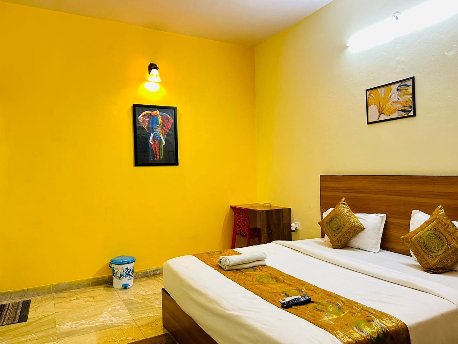 Shankar Vilaas -A Boutique Stay Forigners Choice Near Ghats And Temples Varanasi Exteriör bild